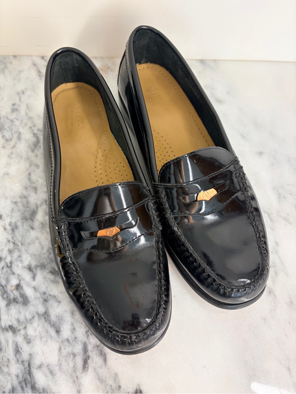 G.H. Bass & Co. Weejuns Black Patent Leather Penny Loafers | 10